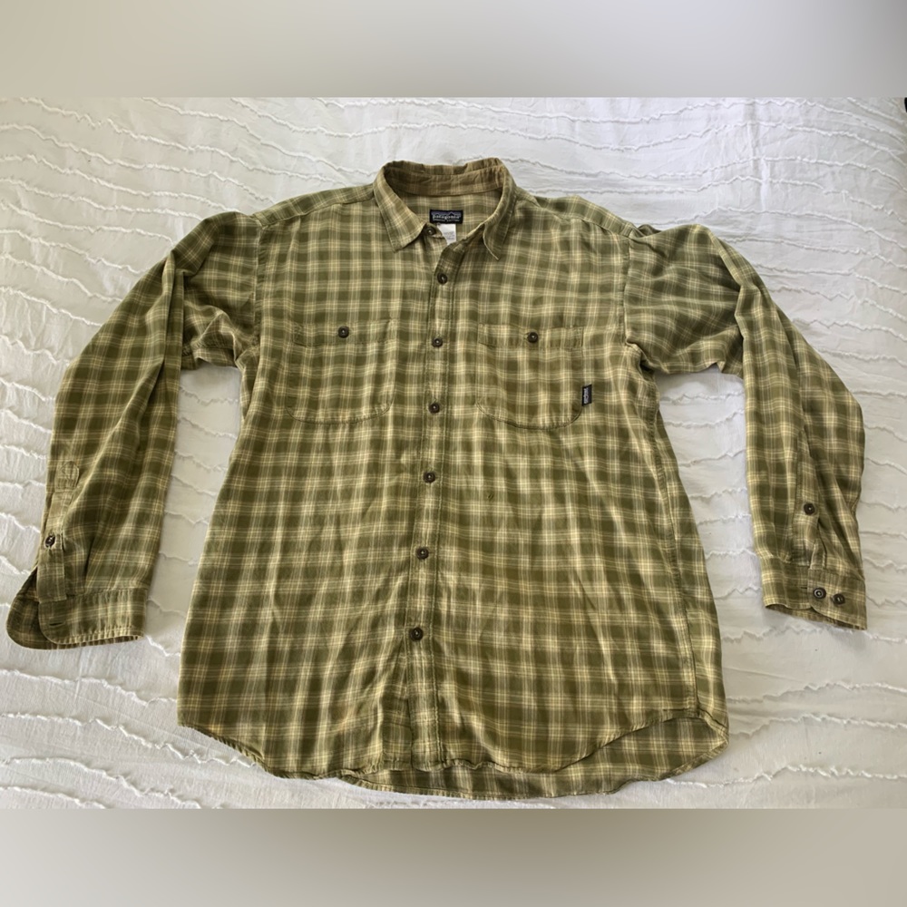 Patagonia lightweight button-up